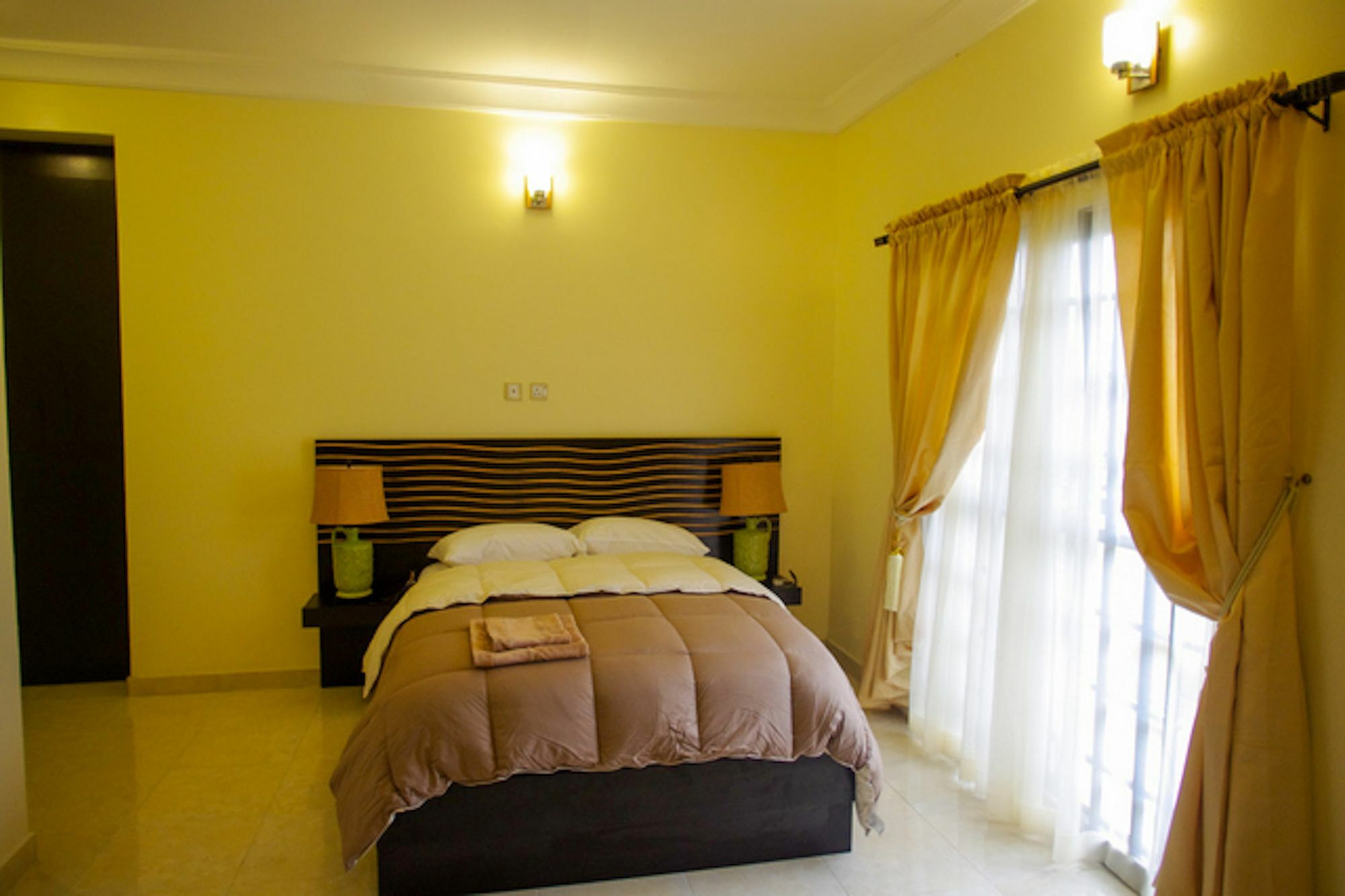 לגוס Gemini Place Apartments מראה חיצוני תמונה